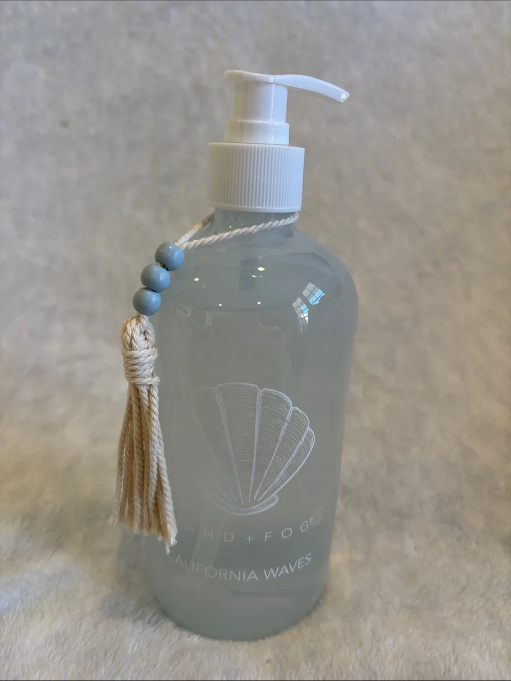 Sand +Fog Scented California Waves Hand Wash NWT 15.7oz Glass Pump